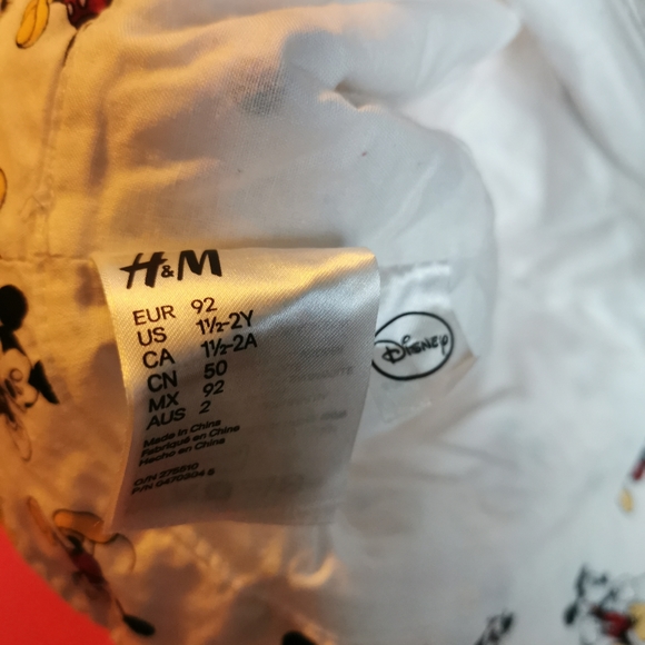 NWOT*H&M Mickey toddler bucket hat - Picture 4 of 4